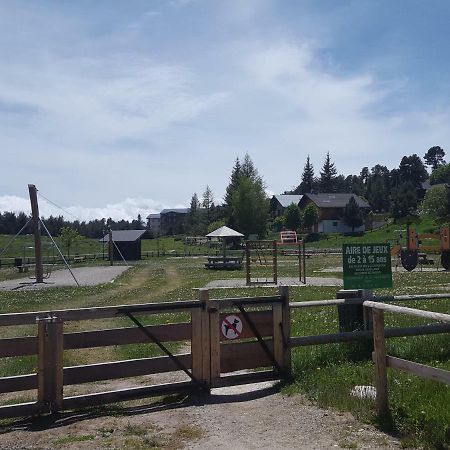 Apart T2 Pied Pistes Pyrenees 2000 Recemment Renove Wifi Bolquere Pyrenees 2000 外观 照片